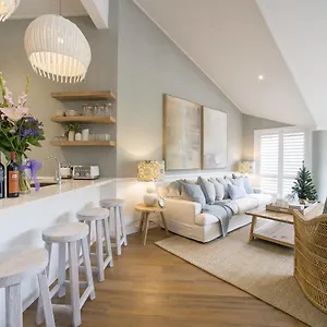 Unit 6 84 Lawson Street, - Ohana Villa Byron Bay