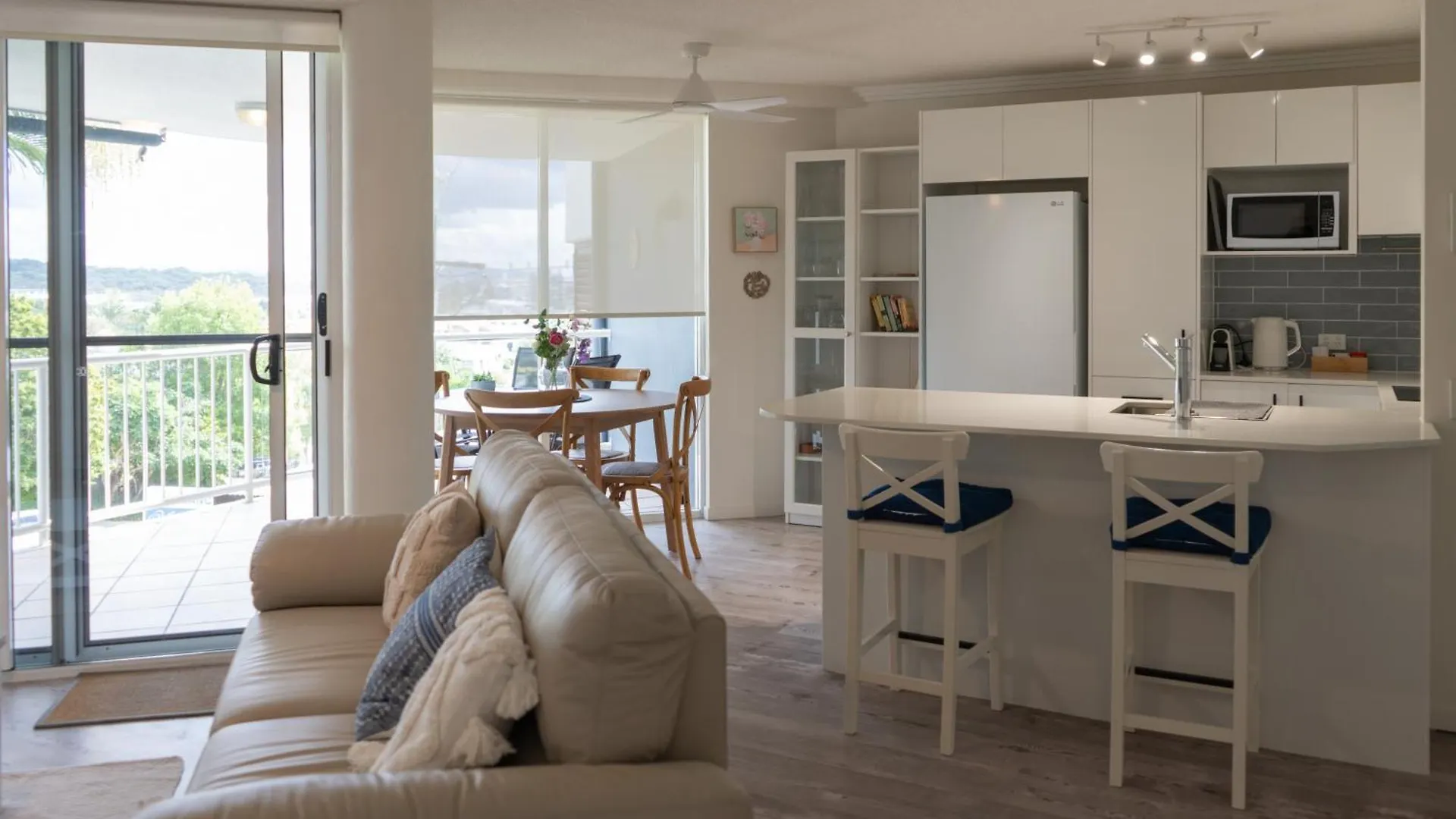 Ocean Vista On Alex Aparthotel Alexandra Headland Australia